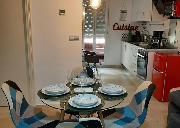 Selecta Con Piscina En Calle Juzgado * Sevilla