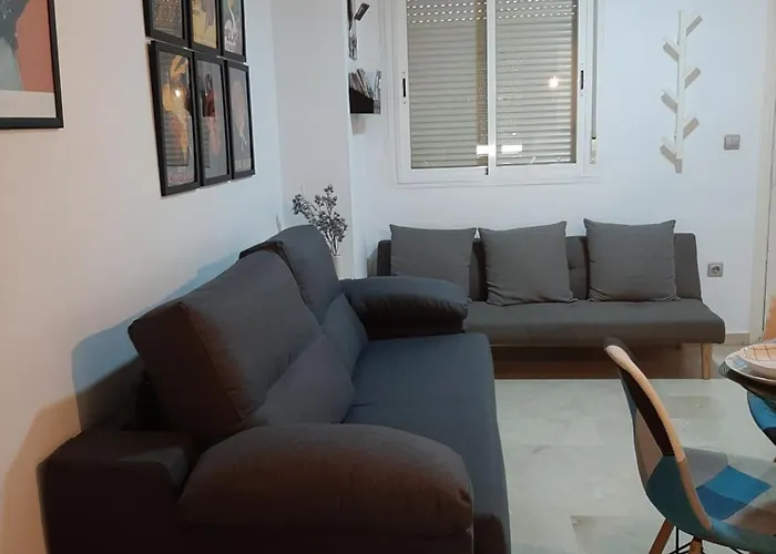 Selecta Con Piscina En Calle Juzgado Apartment