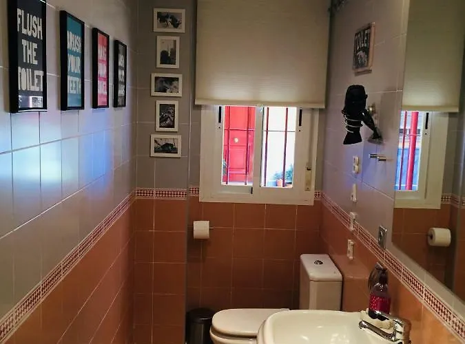 Selecta Con Piscina En Calle Juzgado * Sevilla